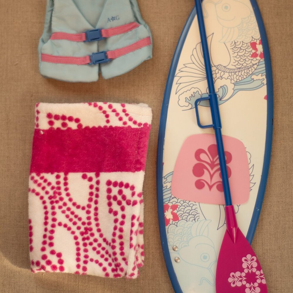 American Girl Kanani Paddleboard Set RETIRED 2011
